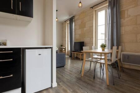 Charmant T2 Place De Lerme Bordeaux Luaran gambar